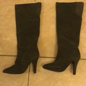 High knee boots 👢